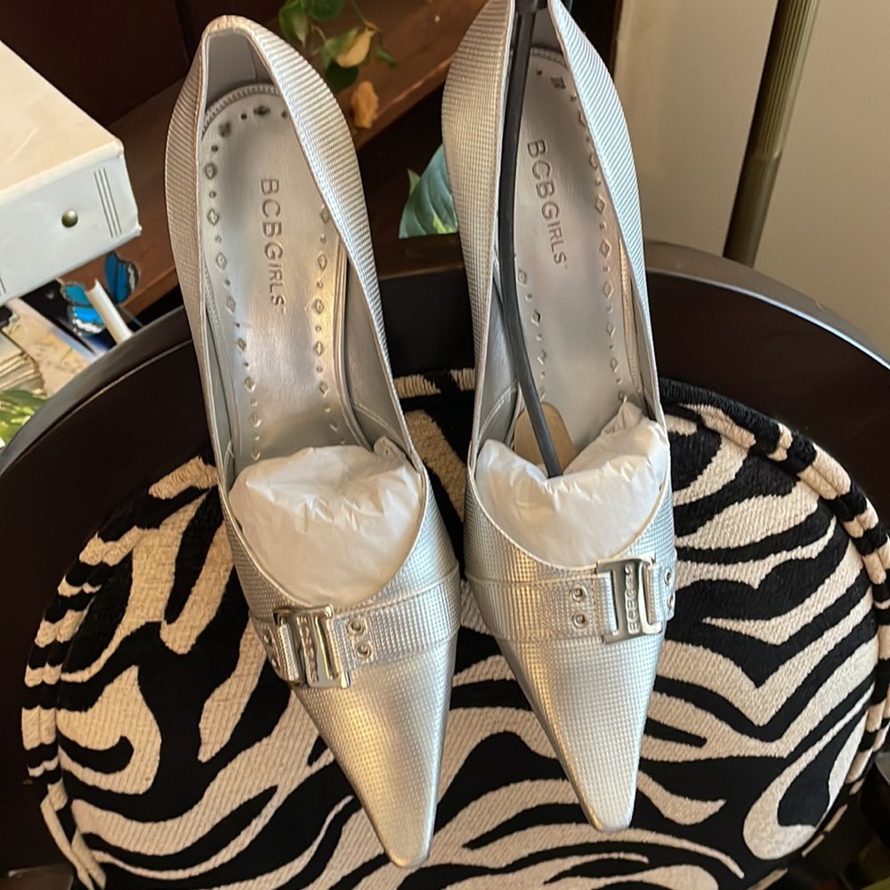 BCBG SILVER HEELS